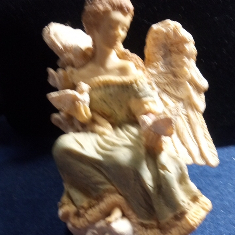 United Designs Angel Vintage Retro 4 In X 3 In